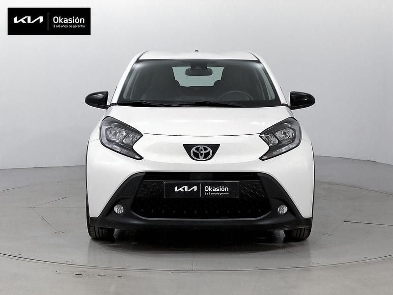 Usado Toyota Aygo X Play 72 CV (52 kW) 2024 Blanco SUV