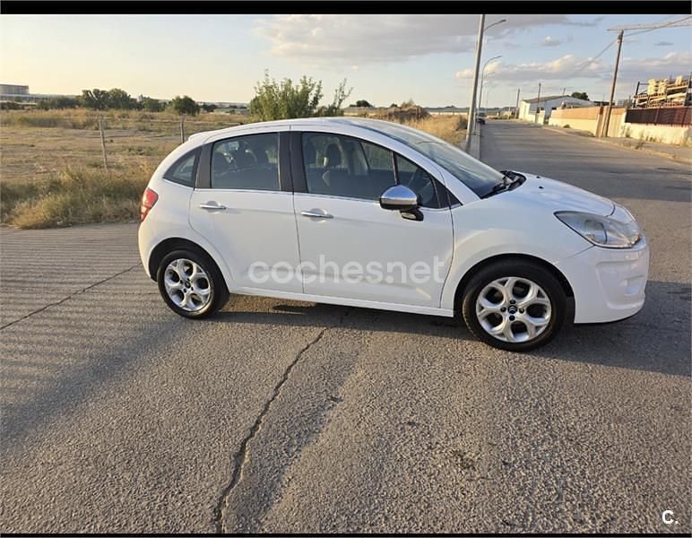 Usado Citroën C3 68 CV (50 kW) 2013 Blanco Berlina