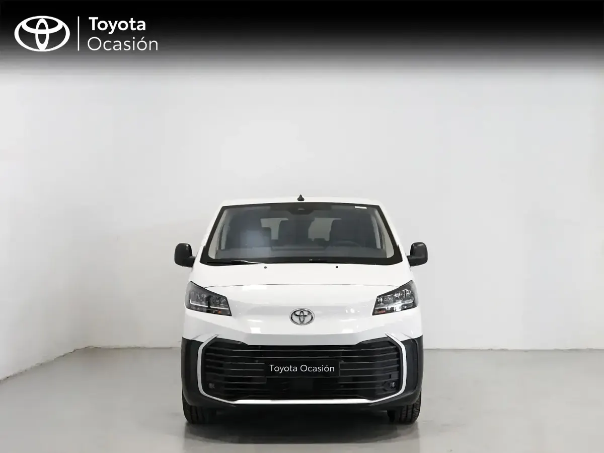 Usado Toyota Proace Verso 145 CV (106 kW) 2025 Blanco Familiar