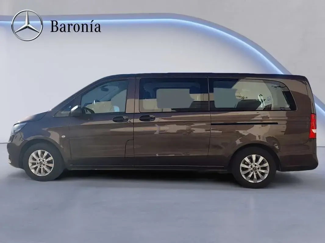 Usado Mercedes Vito 114 CV (83 kW) 2018 Marrón Van