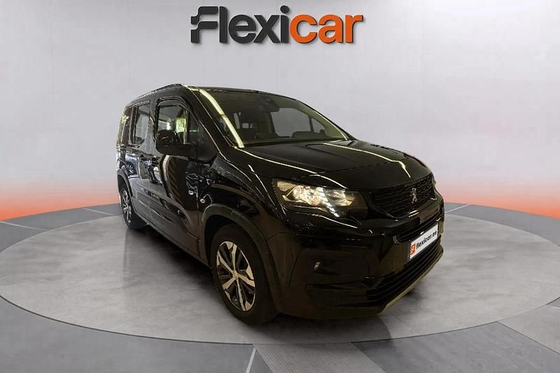 Usado Peugeot Rifter Allure 101 CV (74 kW) 2023 Negro Monovolumen