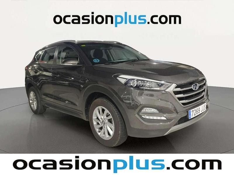 Usado Hyundai Tucson 115 CV (84 kW) 2015 Gris SUV