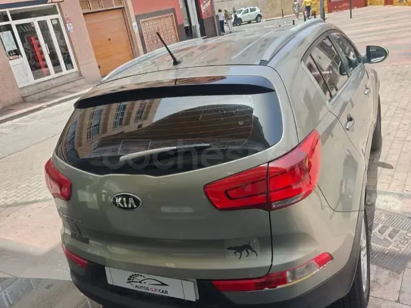 Usado Kia Sportage 135 CV (99 kW) 2015 Beige SUV