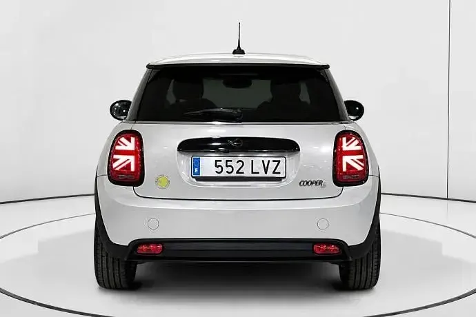 Begagnad Mini Cooper SE 135 kW (184 HK) 2022 Grå Halvkombi