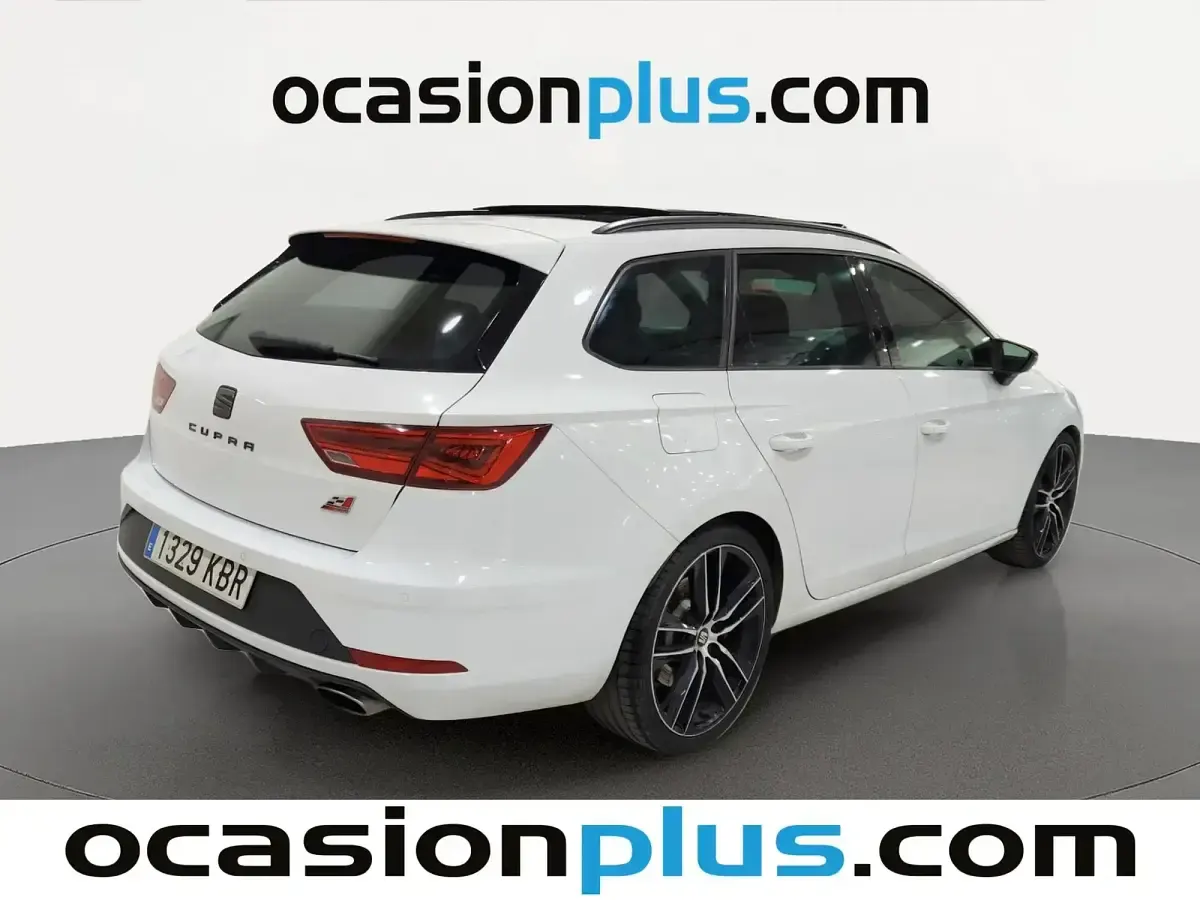 Usado Seat Leon CUPRA 300 CV (220 kW) 2017 Blanco Familiar