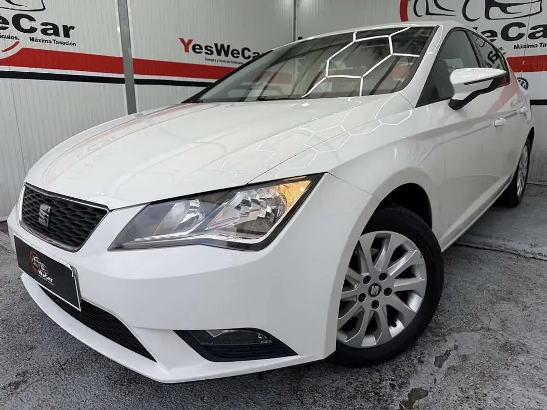 Usado Seat Leon Style 110 CV (80 kW) 2016 Blanco Utilitario