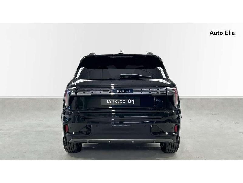 Usado Lynk & Co 01 280 CV (205 kW) 2025 Negro SUV