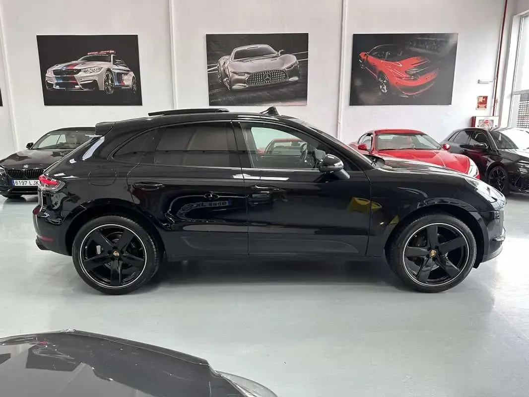 Usado Porsche Macan 245 CV (180 kW) 2021 Negro SUV