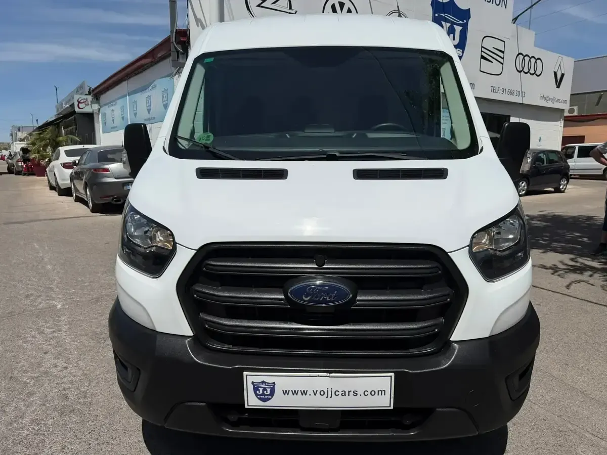 Usado Ford Transit Trend 130 CV (95 kW) 2022 Blanco Van