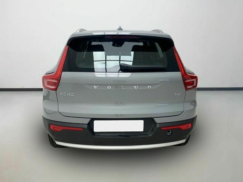 Nuevo Volvo XC40 Core 163 CV (119 kW) 2025 Gris SUV