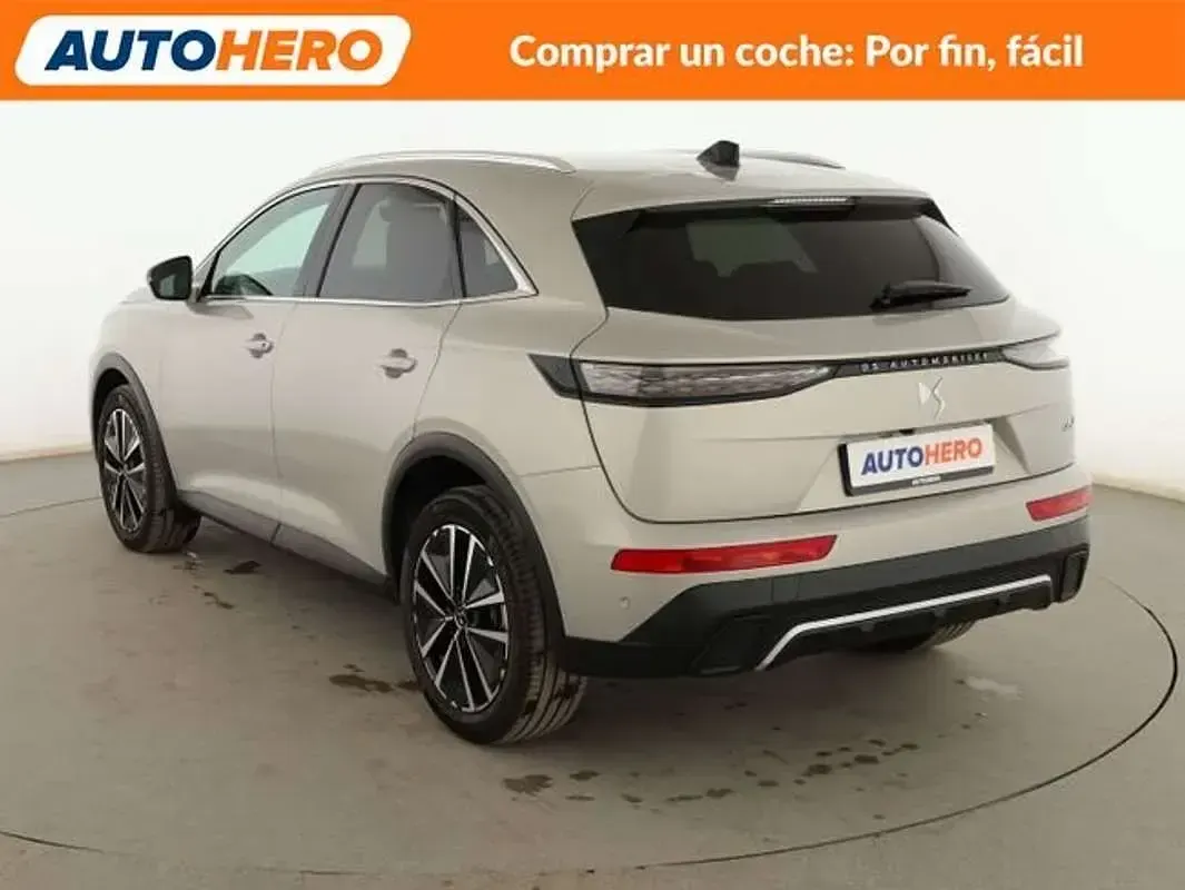 Usado DS Automobiles DS7 Crossback Rivoli 131 CV (96 kW) 2023 Gris SUV