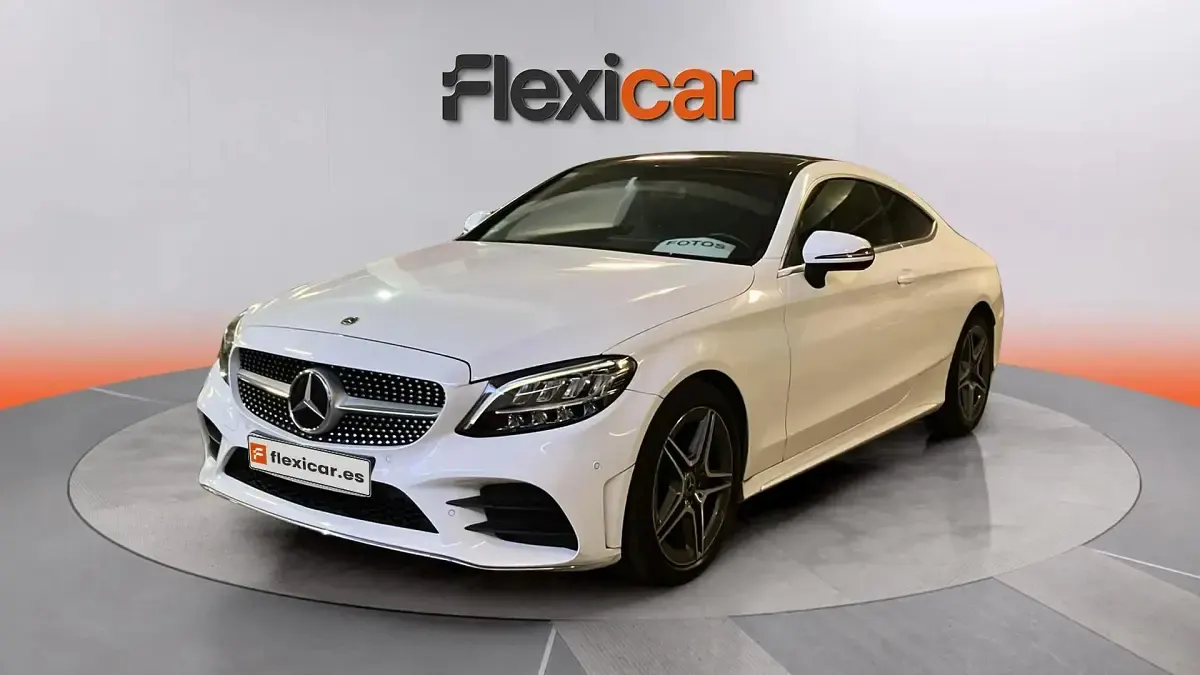 Usado Mercedes C220 170 CV (125 kW) 2018 Blanco Coupe