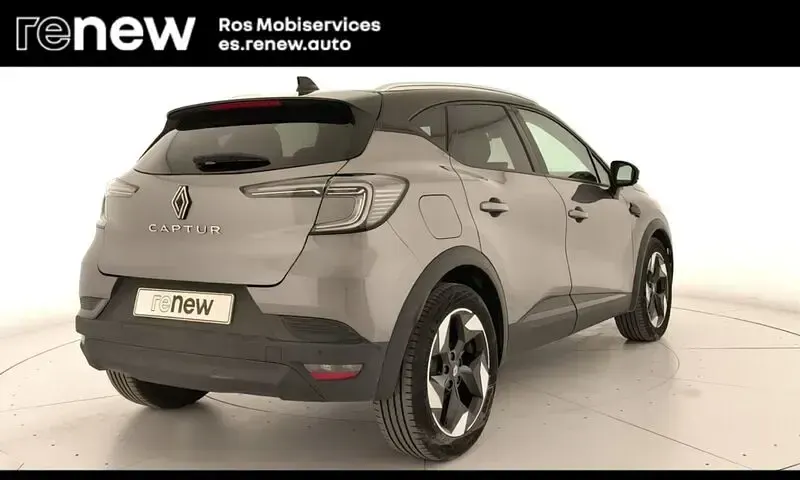 Usado Renault Captur Techno 100 CV (73 kW) 2025 Gris SUV