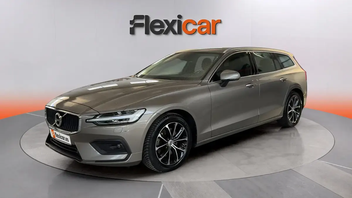 Usado Volvo V60 Momentum 197 CV (144 kW) 2021 Marrón Familiar