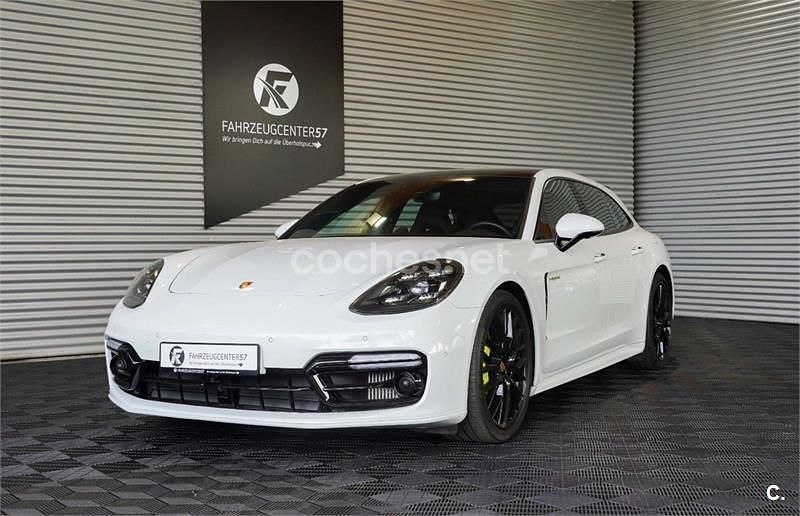 Blanco Usado 2018 Porsche Panamera 4 Sport Turismo Berlina | 58.890 € - Imagen 1/4
