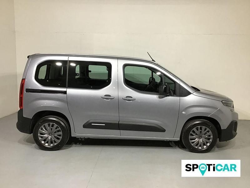 Nuevo Citroën Berlingo 102 CV (75 kW) 2025 Gris Monovolumen