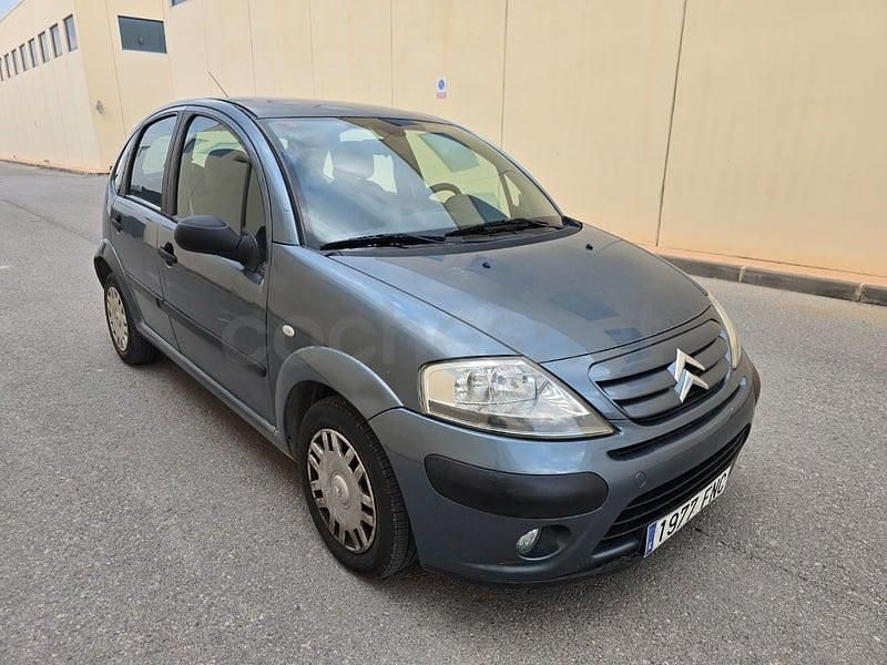 Usado Citroën C3 Exclusive 70 CV (51 kW) 2007 Gris / plata Berlina
