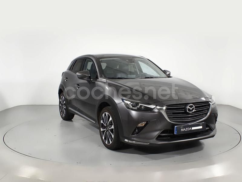 Usado Mazda CX-3 121 CV (88 kW) 2022 Granate SUV