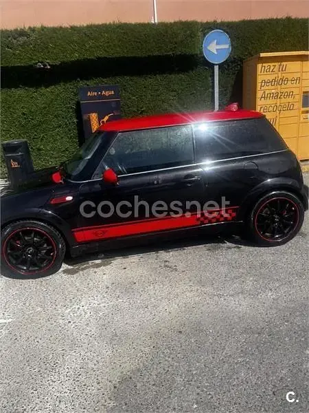 Usado Mini ONE 90 CV (66 kW) 2003 Negro Utilitario