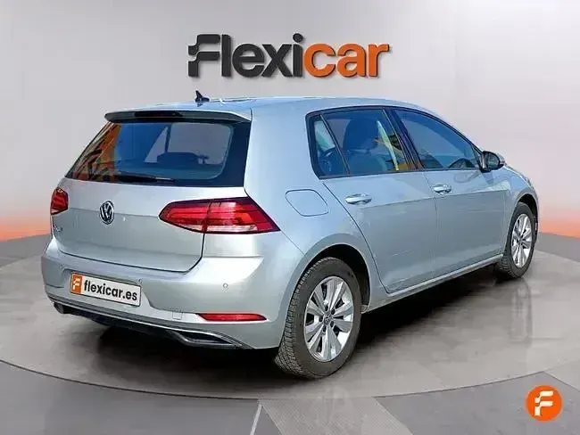 Usado VW Golf VII Advance 115 CV (84 kW) 2020 Blanco