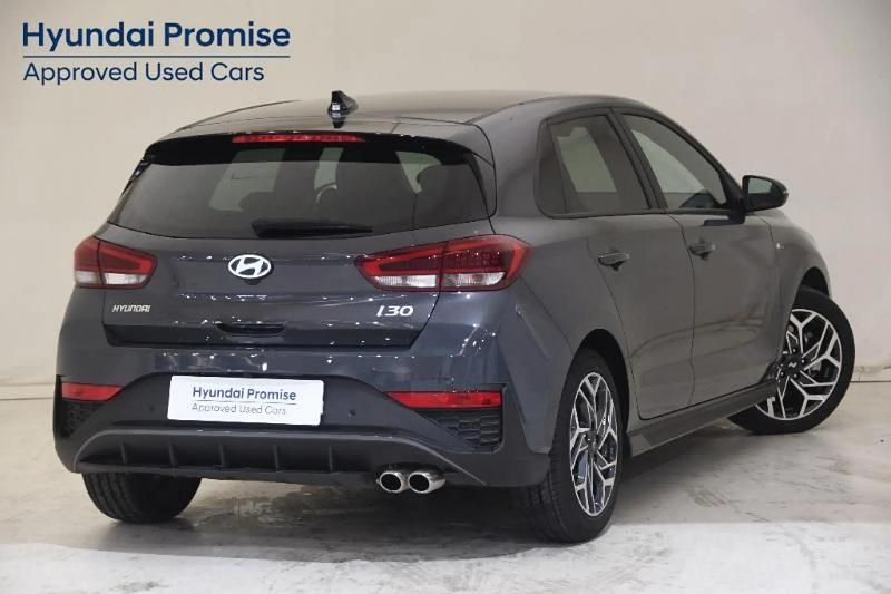 Nuevo Hyundai i30 N Line 100 CV (73 kW) 2025 Gris/plata