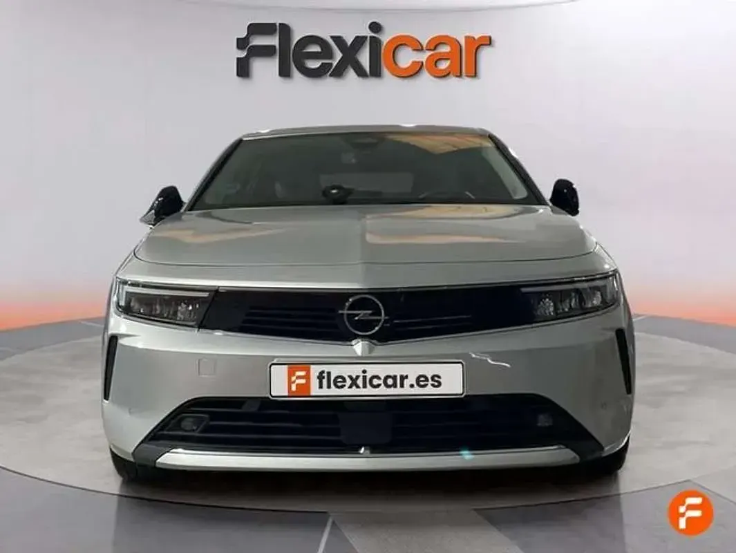 Usado Opel Astra Edition 131 CV (96 kW) 2023 Azul Utilitario