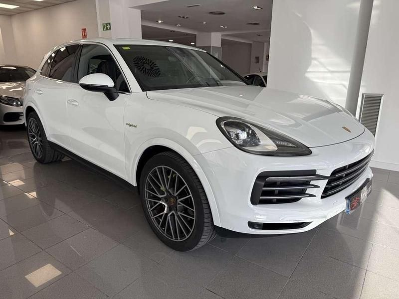 Usado Porsche Cayenne 462 CV (339 kW) 2020 Blanco SUV