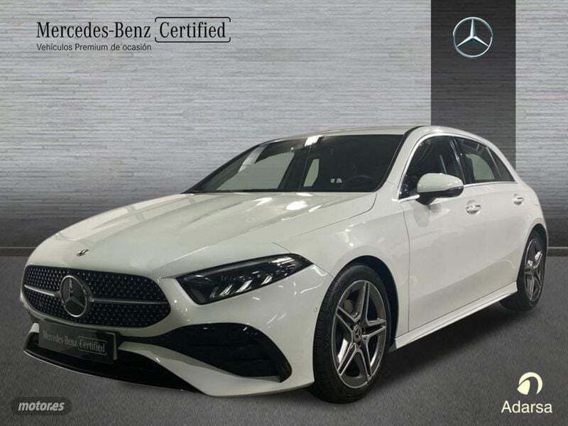 Blanco Usado 2024 Mercedes A200 AMG line Berlina | 36.900 € (Precio justo) - Imagen 1/4