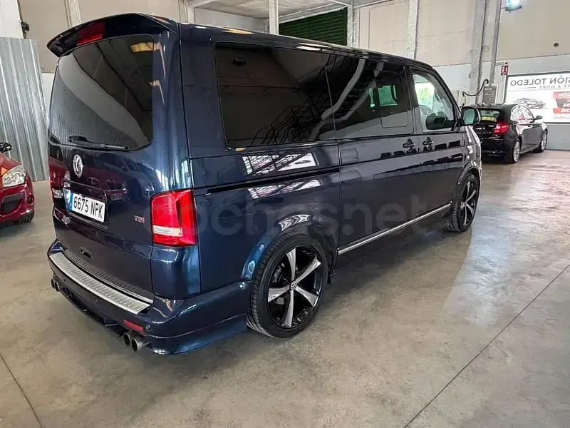 Usado VW Multivan Highline 180 CV (132 kW) 2011 Azul Monovolumen