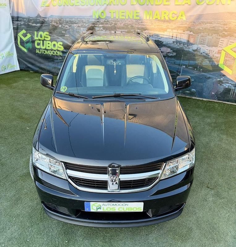 Usado Dodge Journey SE 140 CV (102 kW) 2008 Negro SUV
