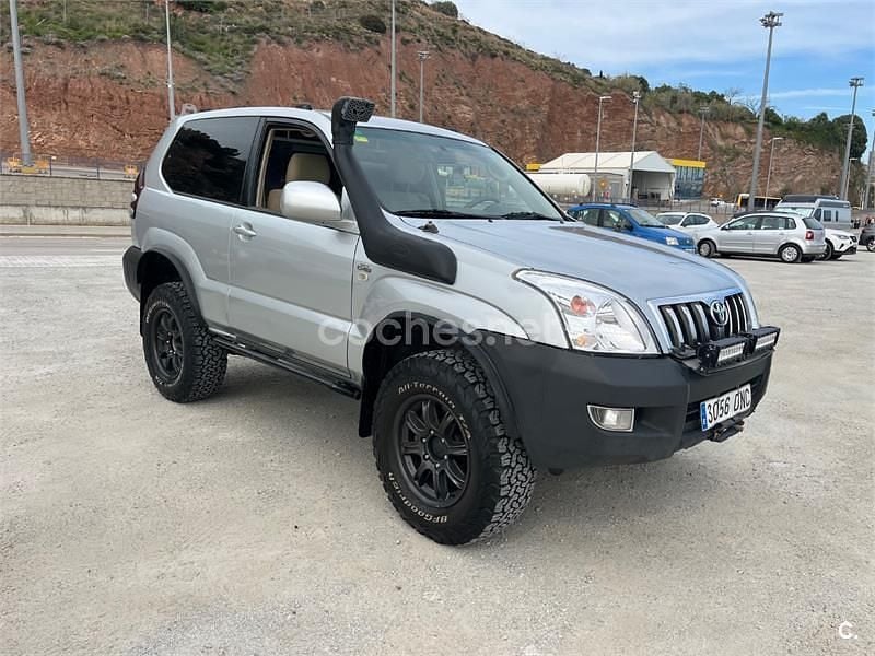 Usado Toyota Land Cruiser 163 CV (119 kW) 2005 Gris / plata SUV