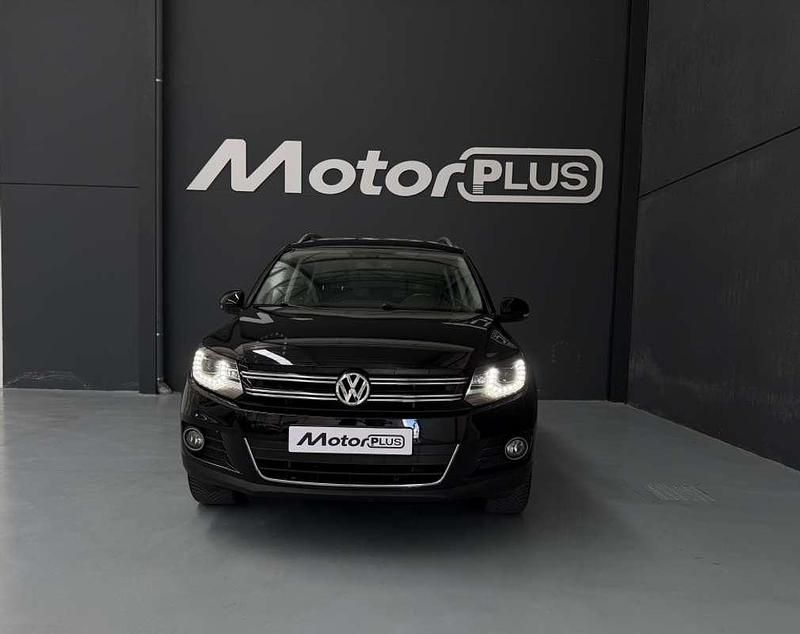 Usado VW Tiguan Business 140 HP (102 kW) 2014 Preto SUV
