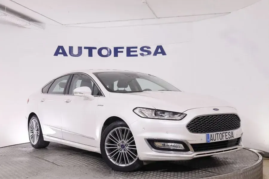 Usado Ford Mondeo Vignale 187 CV (137 kW) 2018 Blanco Berlina