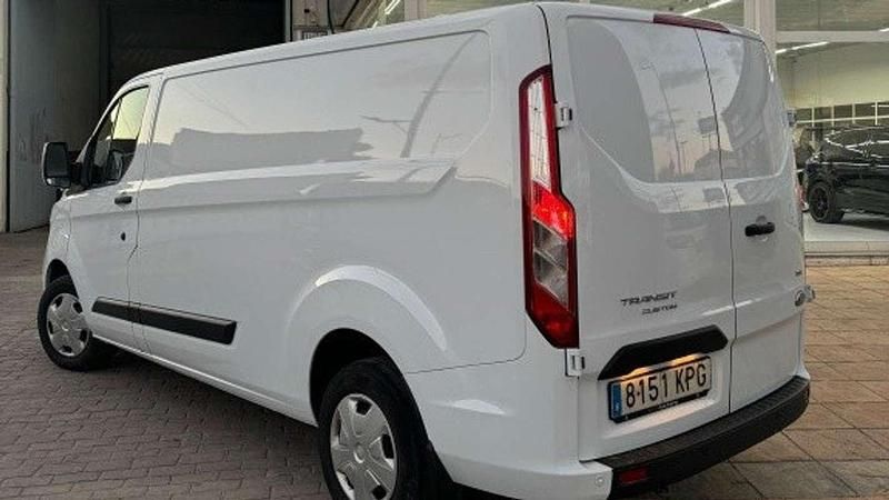 Usado Ford Tourneo Titanium 131 CV (96 kW) 2018 Blanco Monovolumen