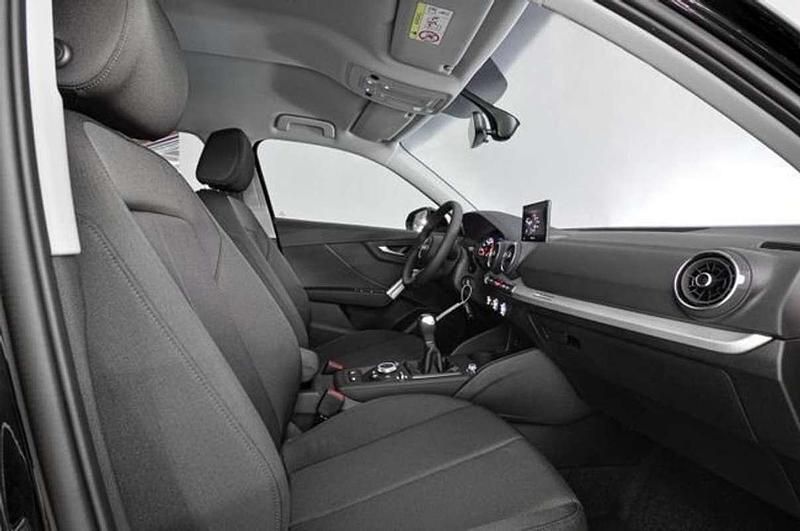 Usado Audi Q2 111 CV (81 kW) 2023 Negro SUV