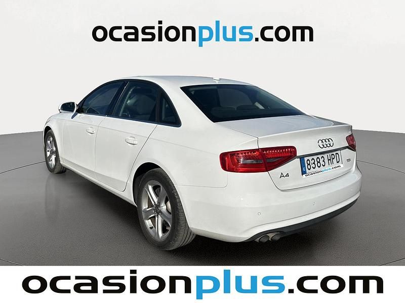 Usado Audi A4 143 CV (105 kW) 2013 Blanco Berlina