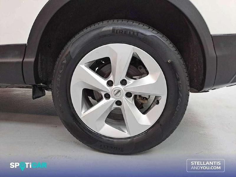 Usado Nissan Qashqai Acenta 116 CV (85 kW) 2019 Blanco SUV