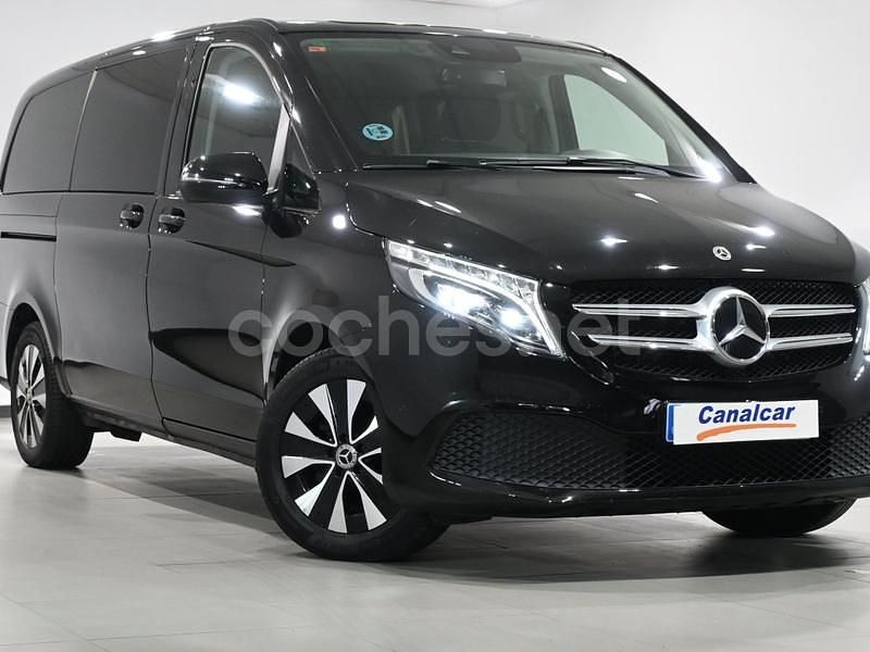 Usado Mercedes V220 Exclusive 163 CV (119 kW) 2022 Negro Monovolumen