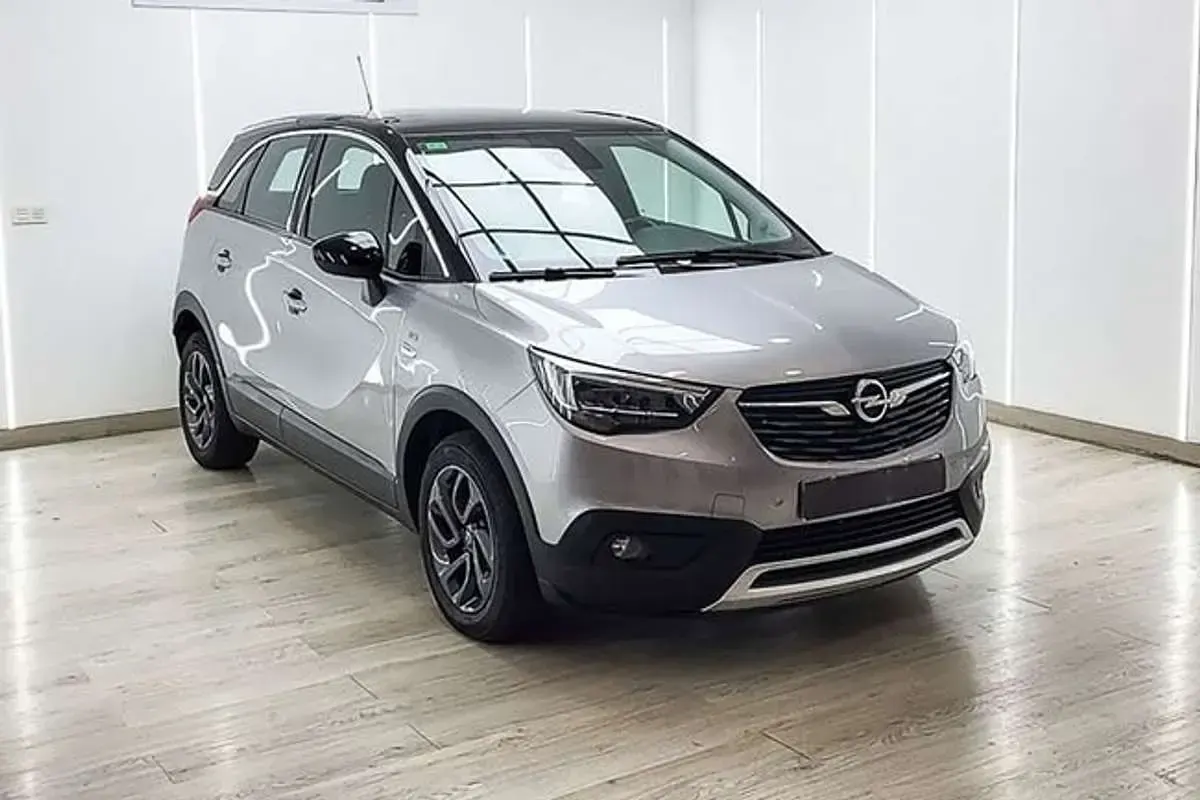 Usado Opel Crossland Edition 110 CV (80 kW) 2019 Gris SUV