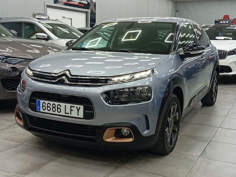 Begagnad Citroën C4 Feel 110 HK (80 kW) 2020 Grå Sedan