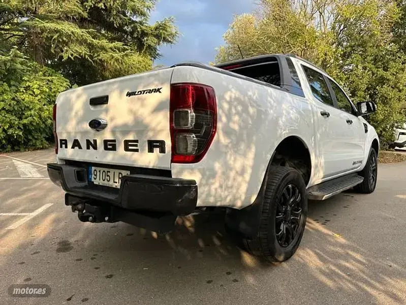 Usado Ford Ranger Wildtrack 215 CV (158 kW) 2021 Blanco Pickup/Camioneta