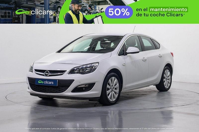 Usado Opel Astra Elegance 110 CV (80 kW) 2017 Blanco Berlina