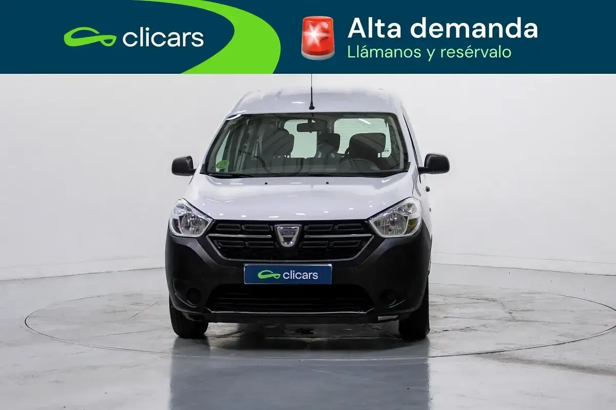 Usado Dacia Dokker Essentiel 95 CV (69 kW) 2020 Blanco Monovolumen