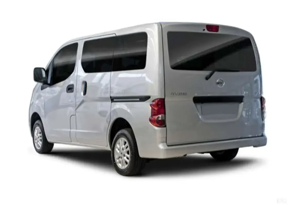 Usado Nissan NV200 Comfort 90 CV (66 kW) 2015 Negro Monovolumen