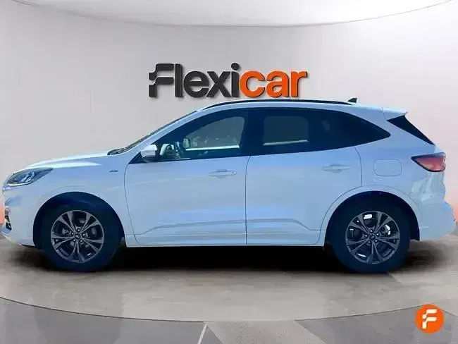 Usado Ford Kuga ST-Line 150 CV (110 kW) 2022 Blanco SUV