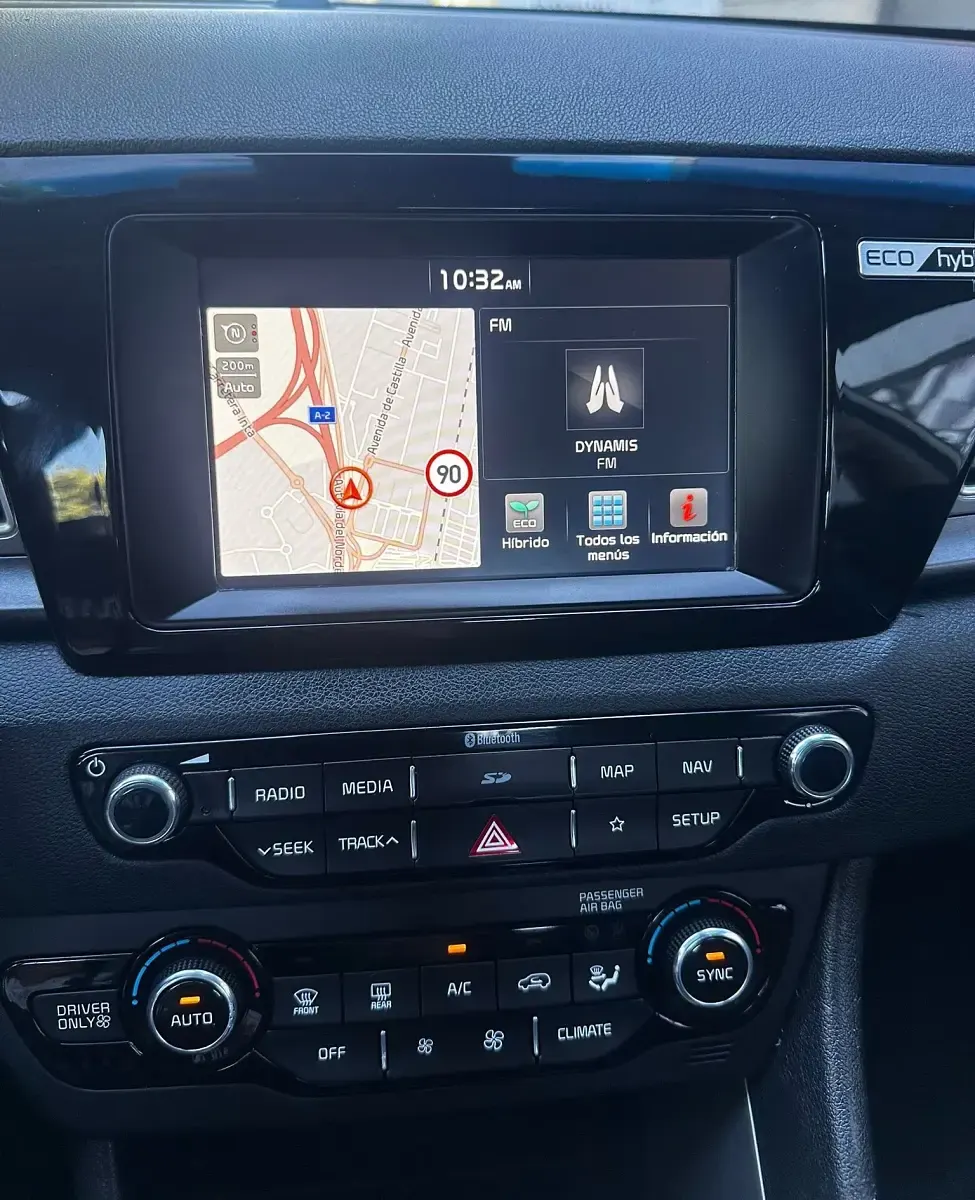 Usado Kia Niro 141 CV (103 kW) 2018 Blanco SUV