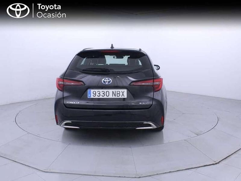 Usado Toyota Corolla Active 140 CV (102 kW) 2025 Negro Familiar