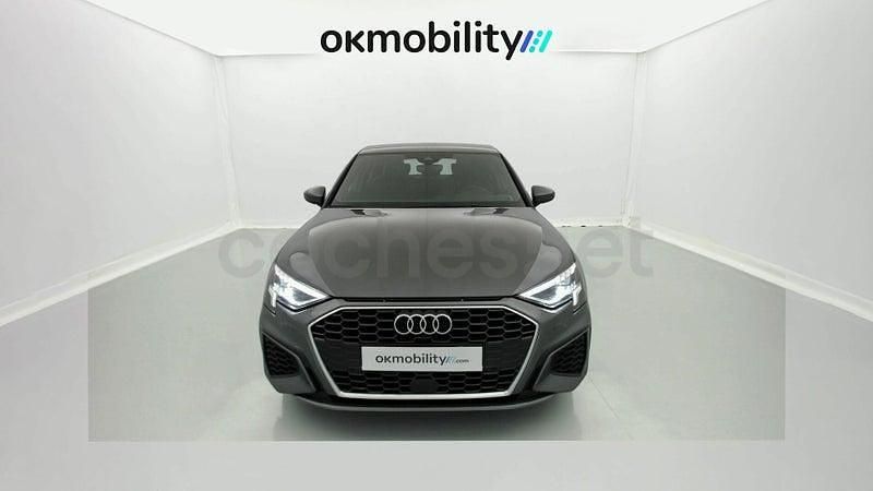 Usado Audi A3 S-Line 150 CV (110 kW) 2024 Gris / plata Berlina