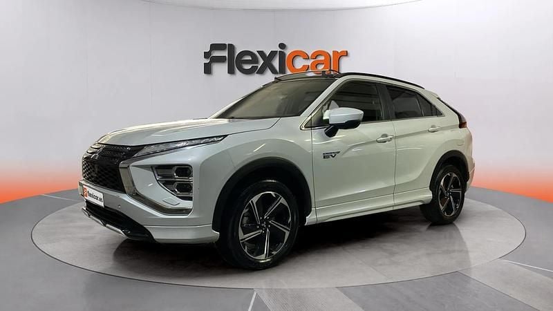 Usado Mitsubishi Eclipse Cross 188 CV (138 kW) 2023 Blanco SUV