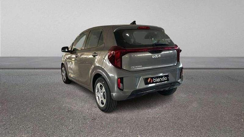 Usado Kia Picanto 63 CV (46 kW) 2025 Gris Utilitario